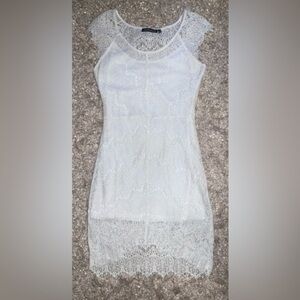 3 for $30 ⚡️ Crocheted dress with lining - white - sz S